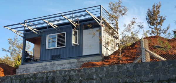 Container Farmhouse - 24x13x9.5ft